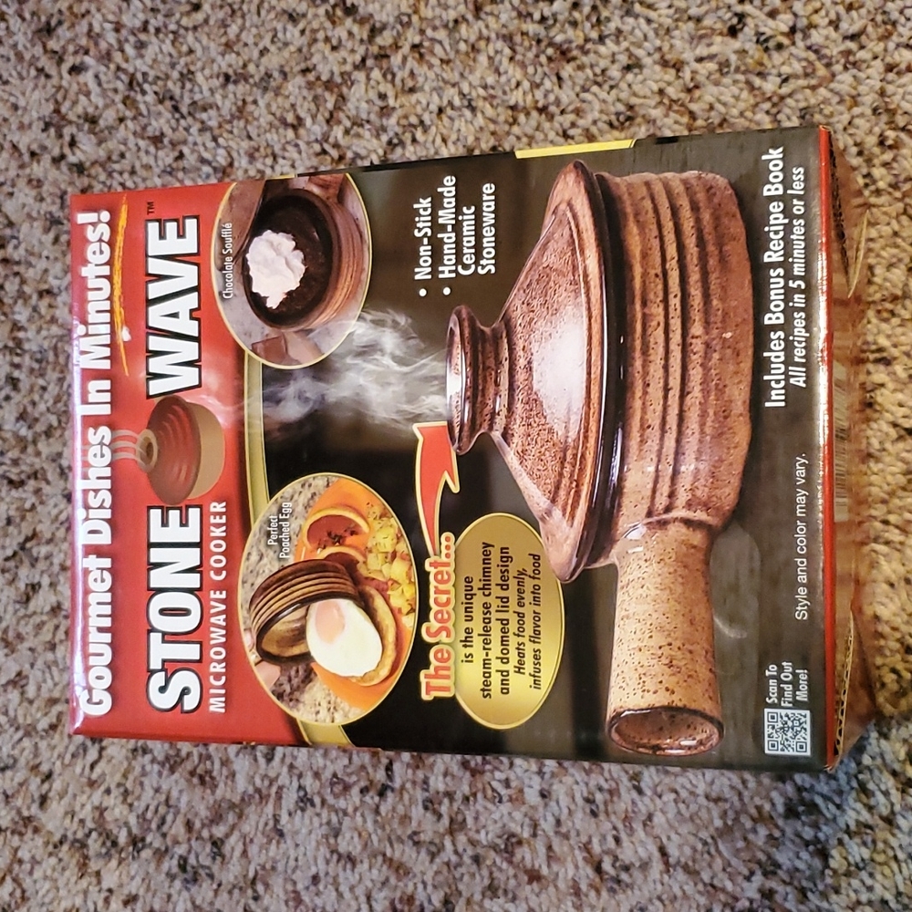 New in box stoneware microwave cooker